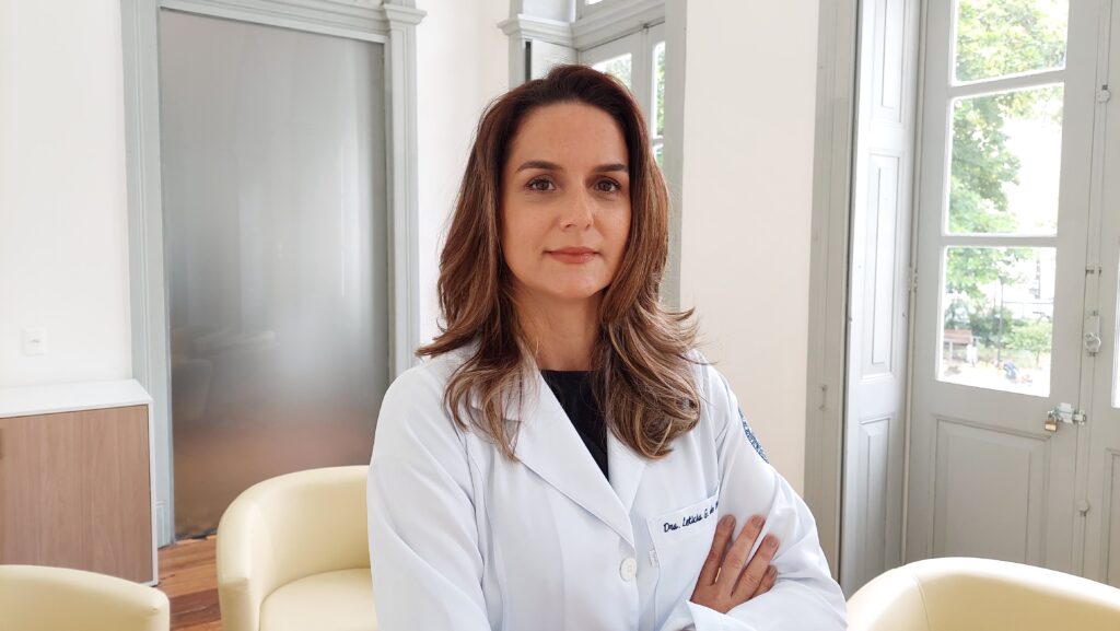 Fisiatria na Reabilitação com Dra. Letícia Gomes de Barros