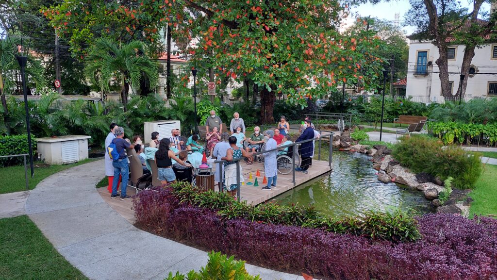 Sessão de Reabilitação Funcional na Clínica Florence Unidade Recife